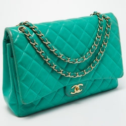 Pre Owned Chanel Green Quilted Lambskin Leather Maxi Classic Double Flap Bag