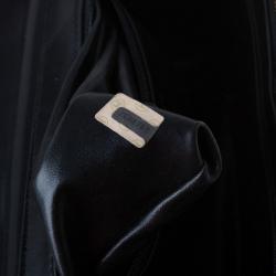 مملوكة مسبقًا Chanel Black Lambskin Leather Vintage Crossbody