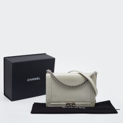 Chanel Pearl Iridescent Glazed Leather Large Reverso Boy Flap Bag