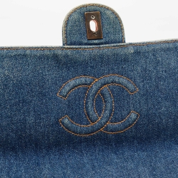 Pre Owned Chanel Blue Quilted Denim Classic Flap Bag
