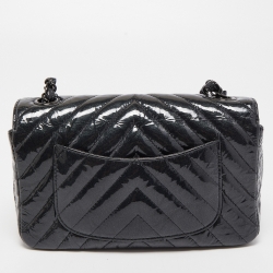 Pre Owned Chanel Dark Grey Patent Leather Single Flap Small Shoulder Bag