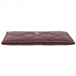 مملوكة مسبقًا محفظة بطاقات شانيل كلاسيك جلد كافيار عنابي مبطن