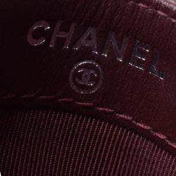 مملوكة مسبقًا محفظة بطاقات شانيل كلاسيك جلد كافيار عنابي مبطن