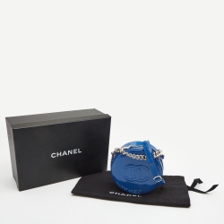 Pre Owned Chanel Blue Patent Leather Round as Earth Bag