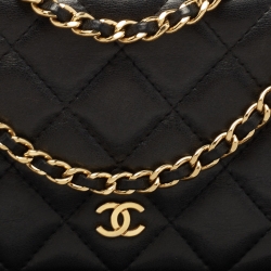 Pre Owned Chanel Black Quilted Lambskin Leather WOC Clutch Bag