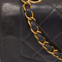 Pre Owned Chanel Black Quilted Leather Diana Flap Bag