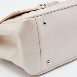 Pre Owned Chanel Pearl Beige Quilted Leather Boy Accordion Flap Bag