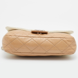 Pre Owned Chanel White/Beige Quilted Leather Medium Single Flap Bag