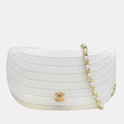 Pre Owned Chanel Vintage White Horizontal Quilted Leather Medium Crescent Flap Bag 