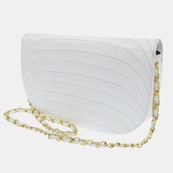 Pre Owned Chanel Vintage White Horizontal Quilted Leather Medium Crescent Flap Bag 