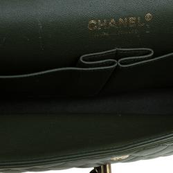 Pre Owned حقيبة شانيل قلاب مزدوج كلاسيك متوسطة جلد مبطنة ثلاثية اللون