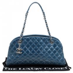 Pre Owned Chanel Blue Quilted Glazed Crackled Leather Medium Just Mademoiselle Bowling Bag