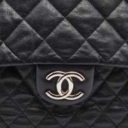 Pre Owned Chanel Black Leather Maxi Chain Around Flap Shoulder Bag