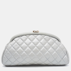 Pre Owned Chanel Silver Quilted Caviar Leather Timeless Clutch