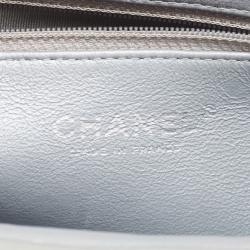 Pre Owned Chanel Silver Quilted Caviar Leather Timeless Clutch