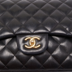 Pre Owned Chanel Black Quilted Leather Jumbo Classic Double Flap Bag