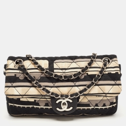 Pre Owned Chanel Black and White Canvas Le Train Shoulder Bag