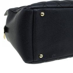 مملوكة مسبقًا حقيبة يد شانيل شوبر تايمليس صغيرة جلد كافيار مبطنة سوداء