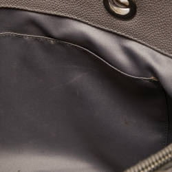 Pre Owned Chanel Grey Quilted Caviar Leather GST Shopper Tote