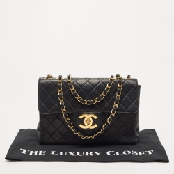 Pre Owned Chanel Black Quilted Lambskin Leather Jumbo Classic Single Flap Bag