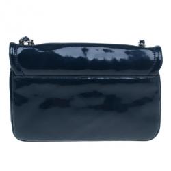 Pre Owned Chanel Blue Patent CC Logo Chain Crossbody