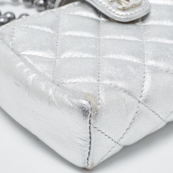 Pre Owned Chanel Silver Quilted Leather O-Phone Holder with Pearl Chain