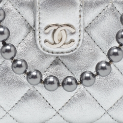 Pre Owned Chanel Silver Quilted Leather O-Phone Holder with Pearl Chain