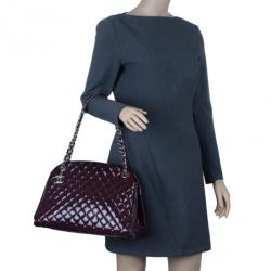 Pre Owned حقيبة شانيل بلام جلد لامع كبيرة مادموزيل