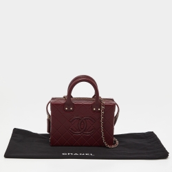 Pre Owned Chanel Burgundy Quilted Leather Vanity Case Box Bag
