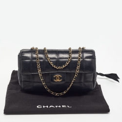 Pre Owned Chanel Black Bar Quilted Leather Mini CC Flap Bag