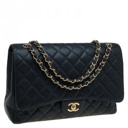 مملوكة مسبقًا حقيبة شانيل قلاب كلاسيكي ماكسي جلد كافيار مبطنة سوداء