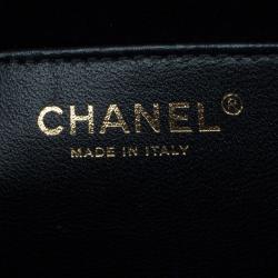 مملوكة مسبقًا حقيبة شانيل قلاب كلاسيكي ماكسي جلد كافيار مبطنة سوداء