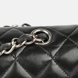Pre Owned Chanel Black Caviar Leather Small Classic Flap Bag