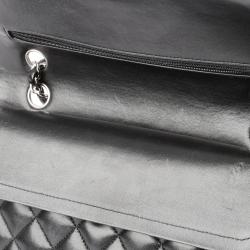 Pre Owned Chanel Black Caviar Leather Small Classic Flap Bag