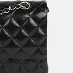 Pre Owned Chanel Black Caviar Leather Small Classic Flap Bag