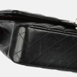 Pre Owned Chanel Black Caviar Leather Small Classic Flap Bag