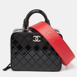 Pre Owned Chanel Black/Red Quilted Patent and Leather Travel Kit Vanity Case Bag 