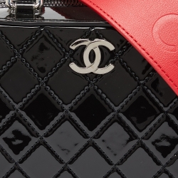 Pre Owned Chanel Black/Red Quilted Patent and Leather Travel Kit Vanity Case Bag 