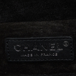 Pre Owned Chanel Black/Red Quilted Patent and Leather Travel Kit Vanity Case Bag 