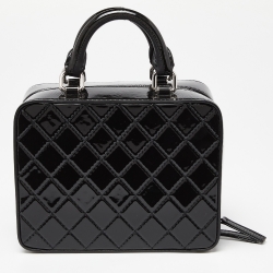 Pre Owned Chanel Black/Red Quilted Patent and Leather Travel Kit Vanity Case Bag 