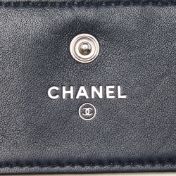 Pre Owned محفظة شانيل سي سي جلد كافيار مبطن أسود/أبيض ثلاثية الطي