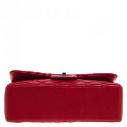 مملوكة مسبقًا حقيبة شانيل قلاب مزدوج كلاسيك كبيرة جلد كافيار مبطنة حمراء