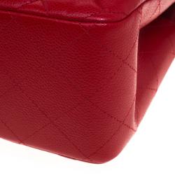 مملوكة مسبقًا حقيبة شانيل قلاب مزدوج كلاسيك كبيرة جلد كافيار مبطنة حمراء