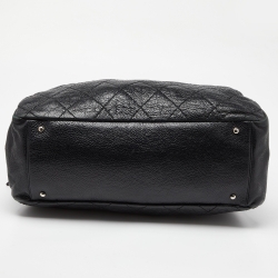 Pre Owned Chanel Black Quilted Glazed Leather Large On the Road Tote
