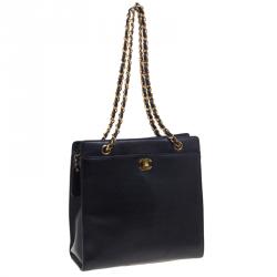 مملوكة مسبقًا Chanel Black Caviar Leather CC Vintage Shopper Tote