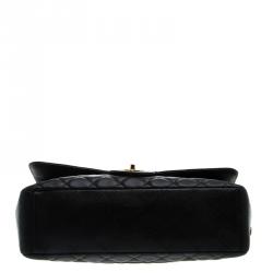 مملوكة مسبقًا حقيبة شانيل قلاب كلاسيك ماكسي جلد كافيار مبطنة سوداء