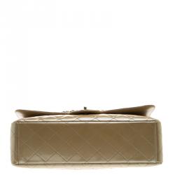 Pre Owned حقيبة شانيل قلاب مفرد كلاسيك ماكسي جلد لامعة مبطنة بيج