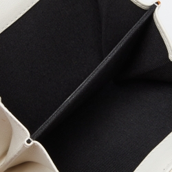 مملوكة مسبقًا محفظة بسلسلة شانيل تطريز معين جلد سوداء / عنابية