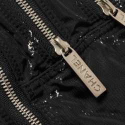  مملوكة مسبقًا Chanel Black/White Quilted Nylon Travel Line Multiple Zip Bowler Bag