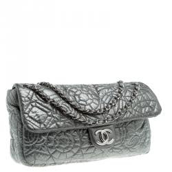 Pre Owned Chanel Grey Embossed Patent Leather Flap Bag